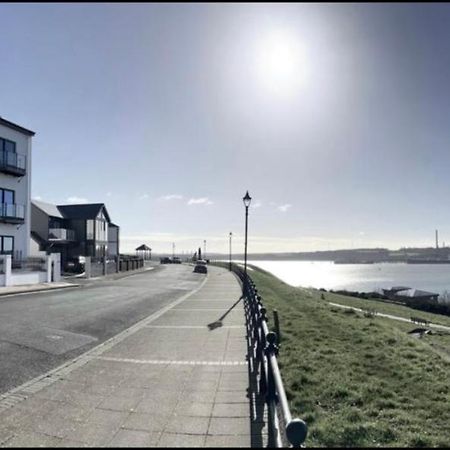 Flat 3, Murray Crescent House Bed & Breakfast Milford Haven Exterior foto