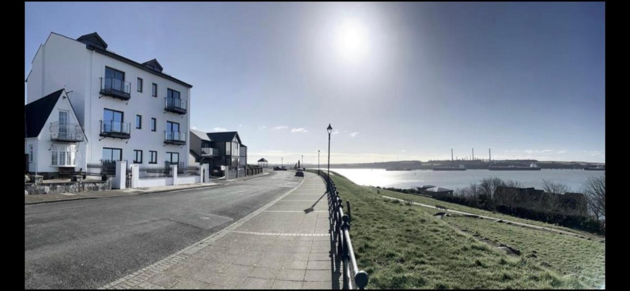 Flat 3, Murray Crescent House Bed & Breakfast Milford Haven Exterior foto